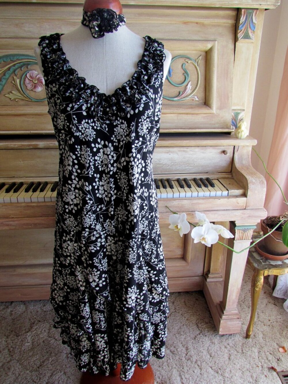 1920s FLAPPER STYLE DRESS w NECK SCARF, BLACK & WHITE PRINT RUFFLED SKIRT LAYERS